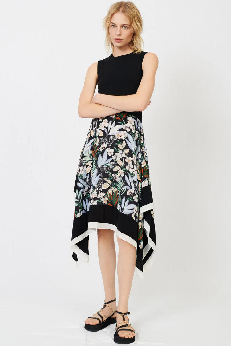 Asymmetric Handkerchief Hem Floral Print French Sleeveless Dress - Black - Image 2
