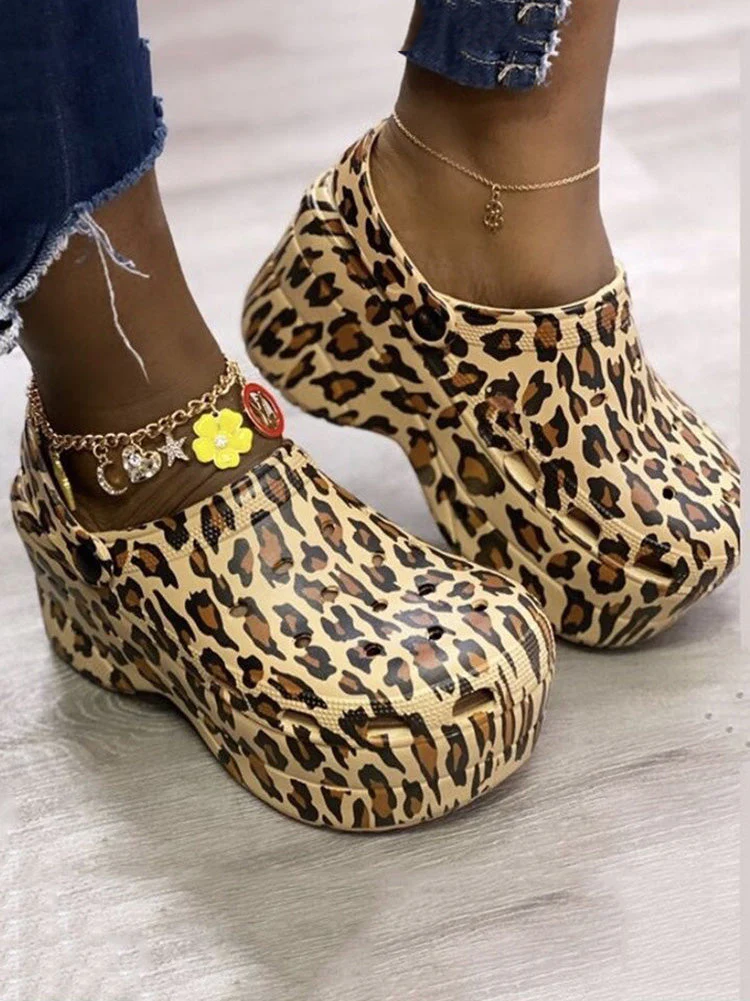 Casual Thick Sole Hole Sandals - Image 18