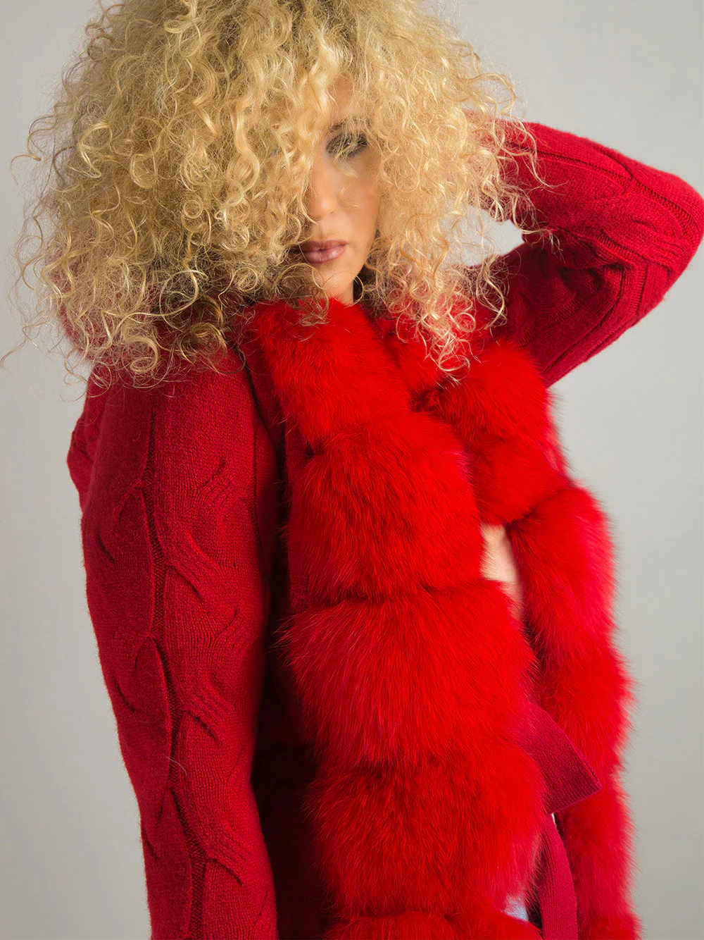 CAVO Fur-Trimmed Cashmere Cable-Knit Cardigan - Image 11