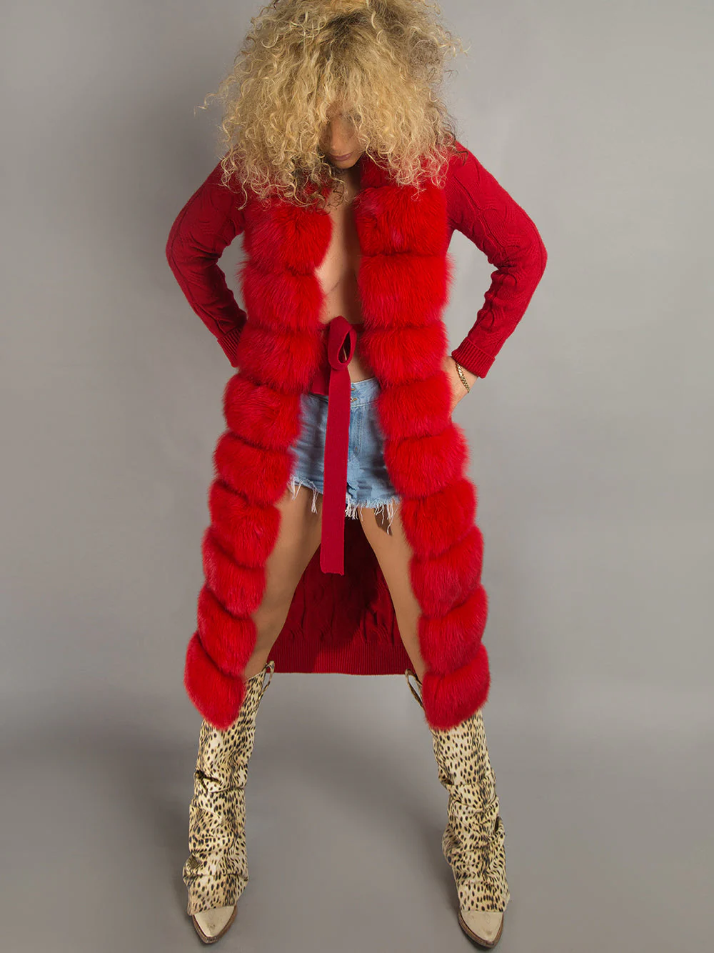CAVO Fur-Trimmed Cashmere Cable-Knit Cardigan - Image 7