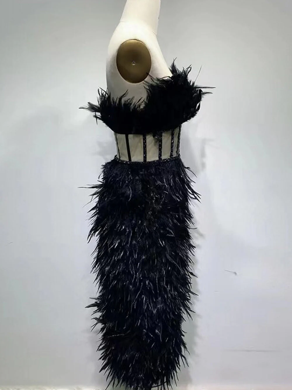 CELLAV Strapless Feathers Dress - Image 12