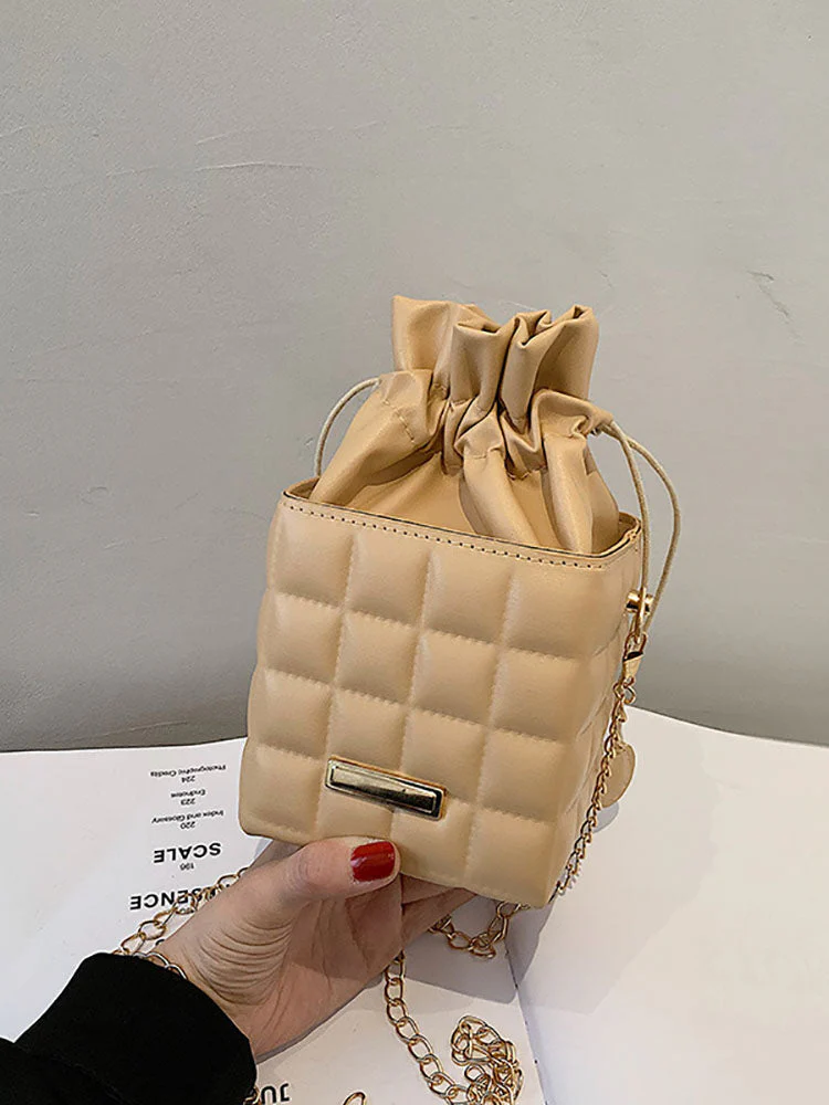 Chain Drawstring Bucket Bag - Image 12