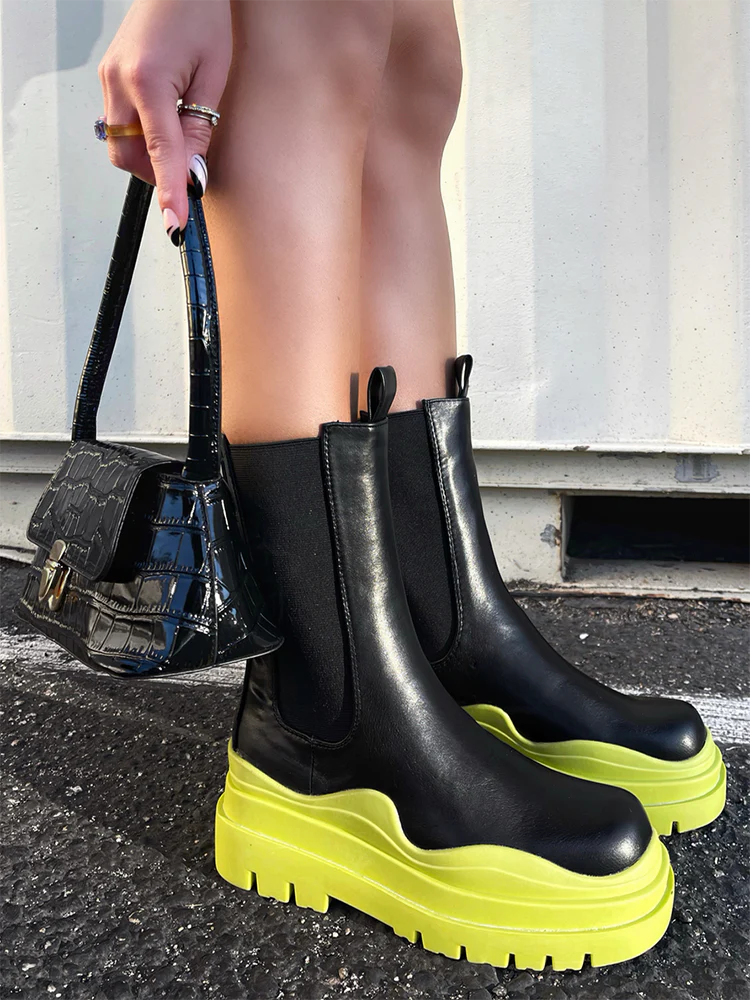 Chunky Soled Flatform Boots - Image 6