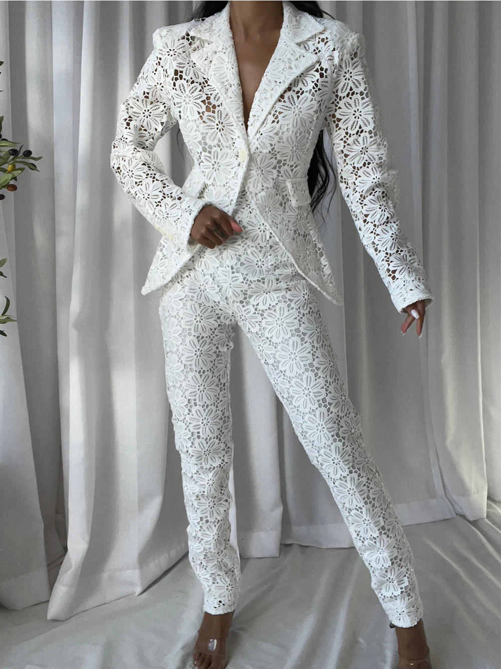 ERINE Blazer & Pants Set in White - Image 5