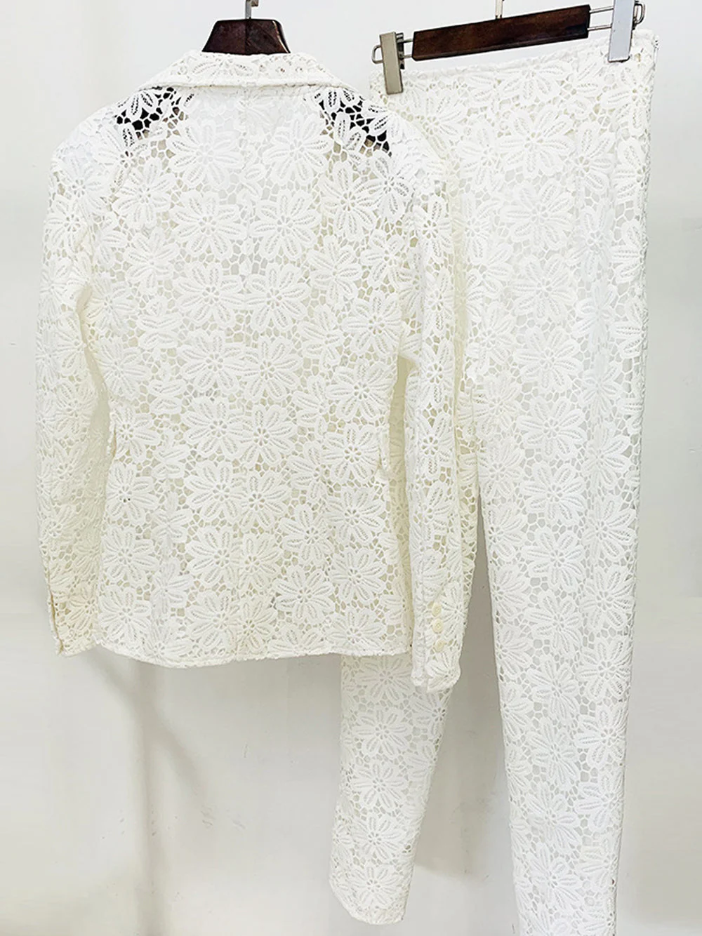 ERINE Blazer & Pants Set in White - Image 8