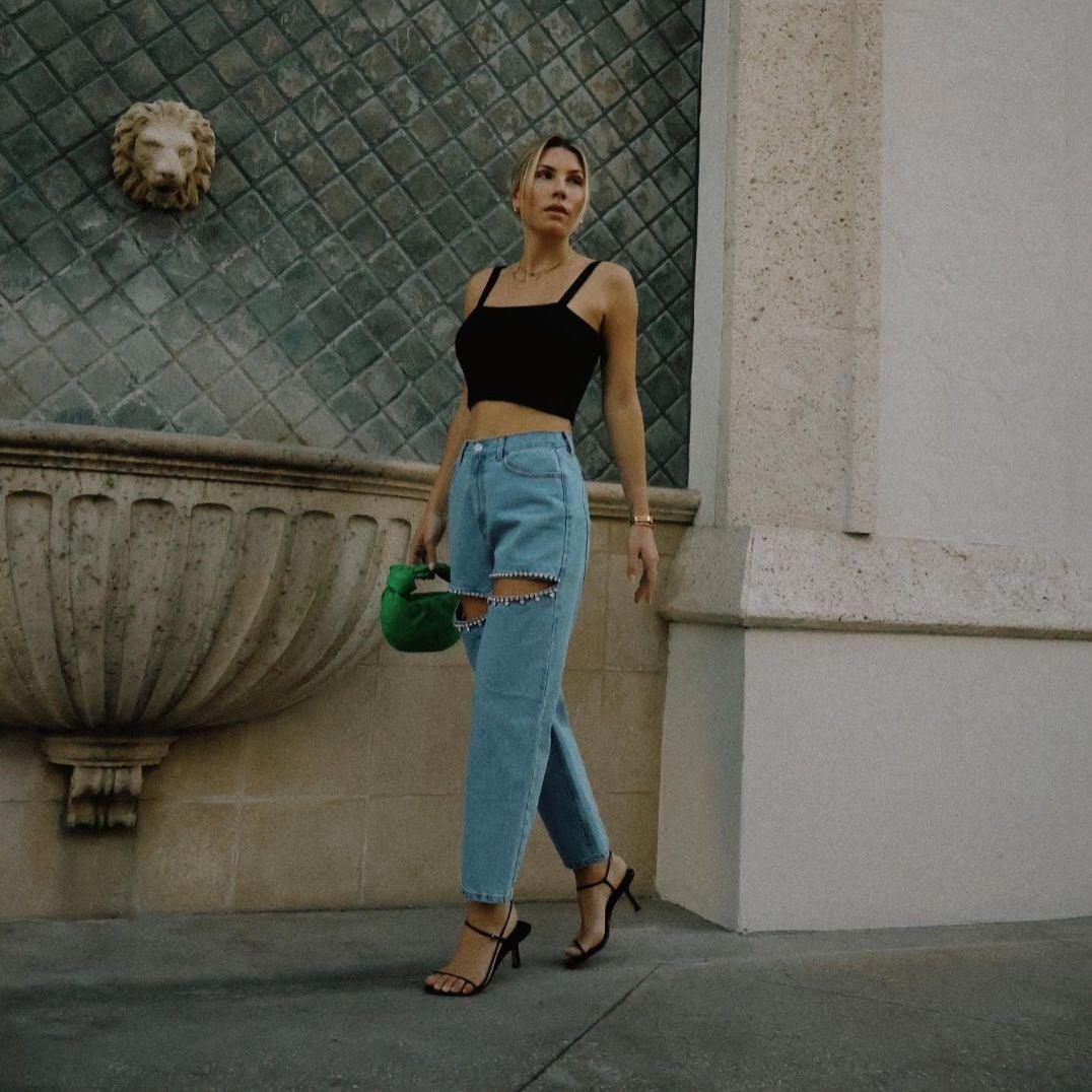 Fashionable Chic Embellished Cutout High-Rise Jeans - Image 3