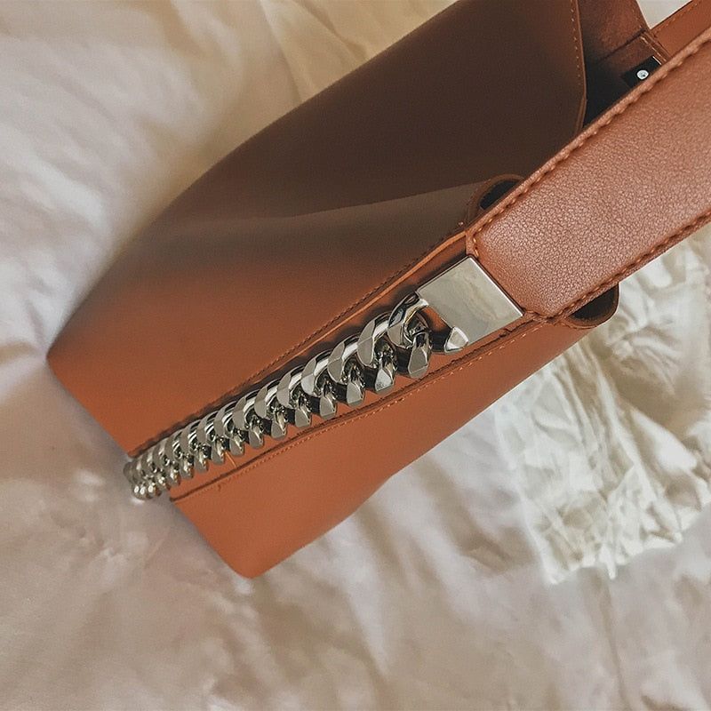 Fauro Chain Bucket Shoulder Bag - Image 13