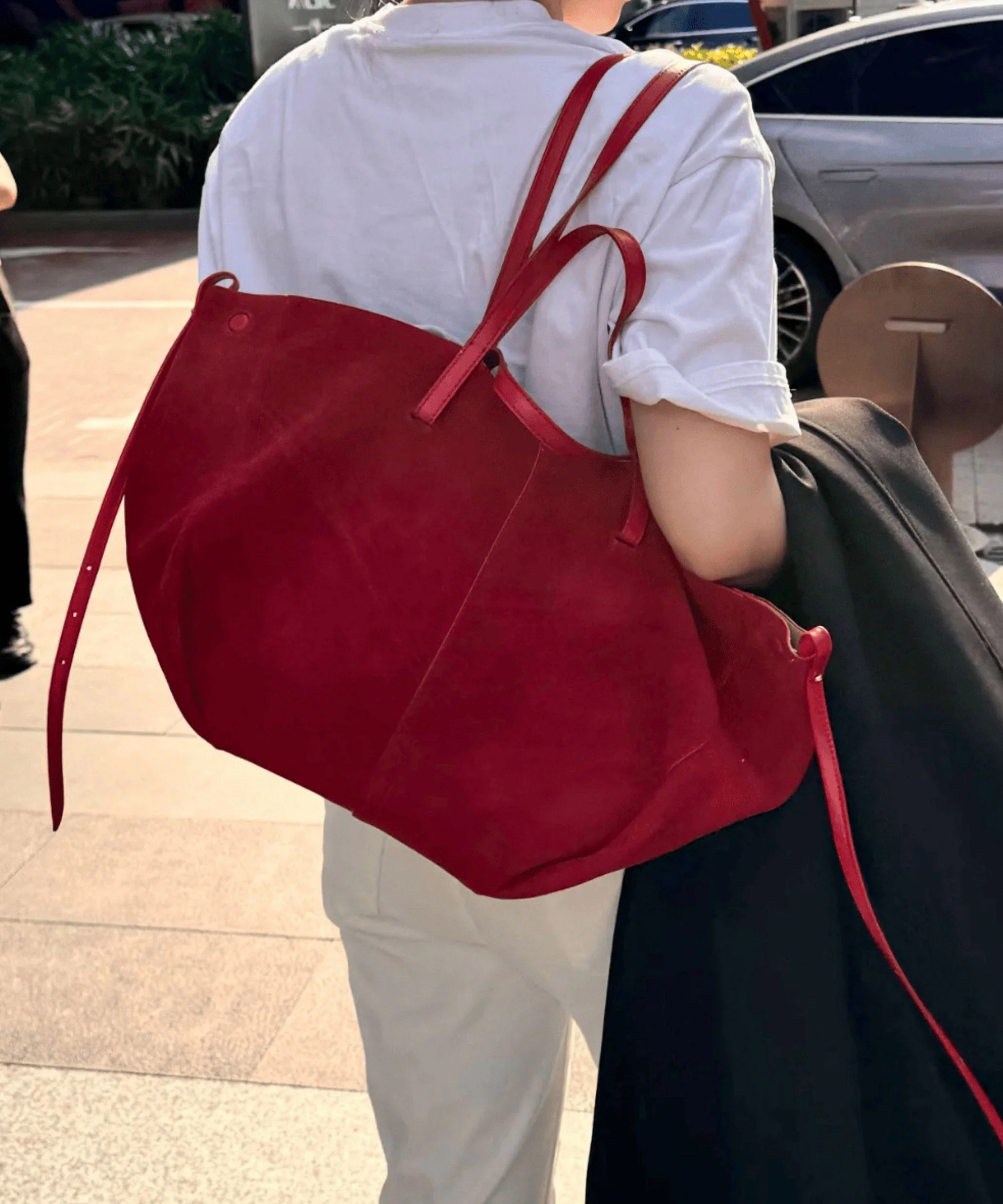 French Red Large Capacity Faux Leather Satchel Handbag - Image 2