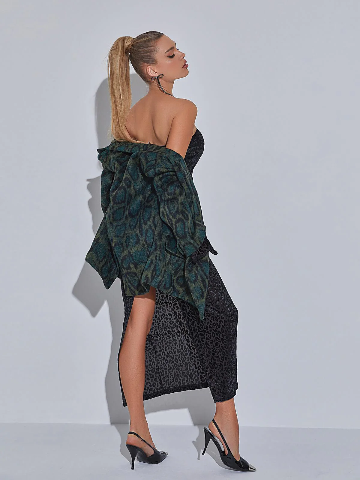 Gianna Leopard Print Bodycon Maxi Dress With Gloves - Image 5
