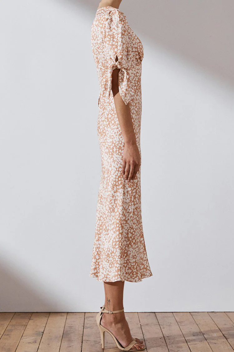 High Slit Puff Sleeve Deep V French Floral Midi Dress - Apricot - Image 2