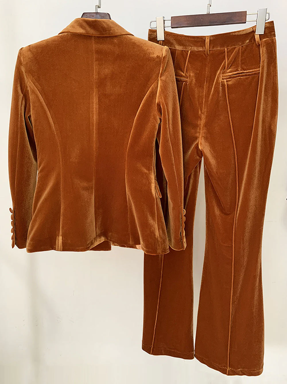 HINIYA Velvet Blazer & Flared Pants Set in Brown - Image 12