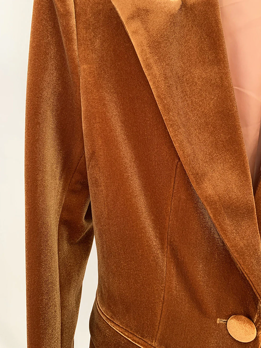 HINIYA Velvet Blazer & Flared Pants Set in Brown - Image 14