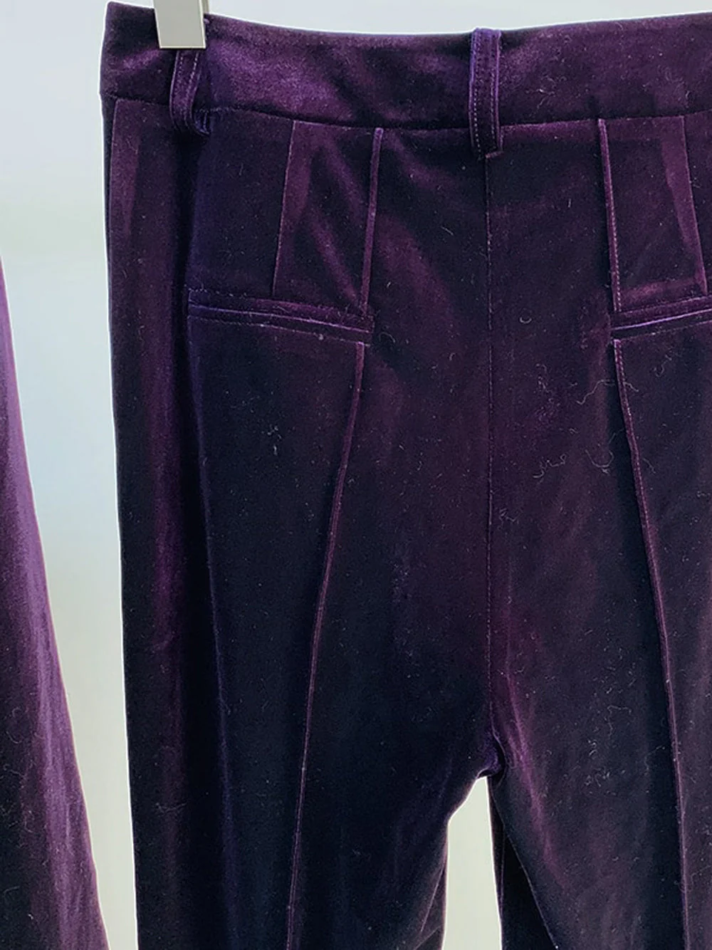 HINIYA Velvet Blazer & Flared Pants Set in Purple - Image 11