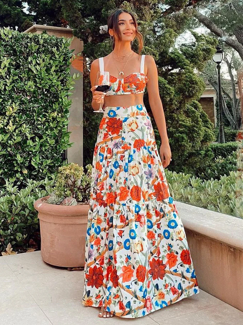 LA REPUBLIQUE Floral Top + Maxi Skirt Matching Set - Image 5