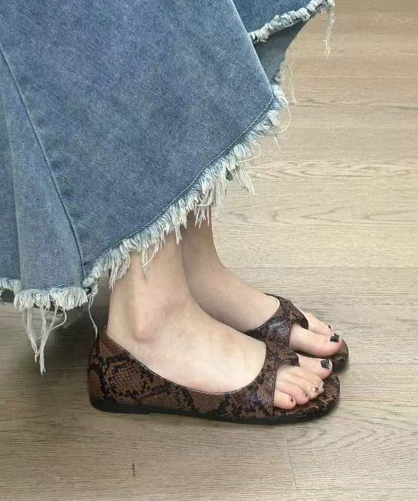 Leopard Faux Thong Leather Sandals - Image 5