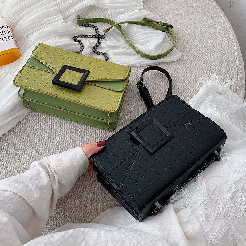 Mala Croc Effect Chain Crossbody Bag - Image 4