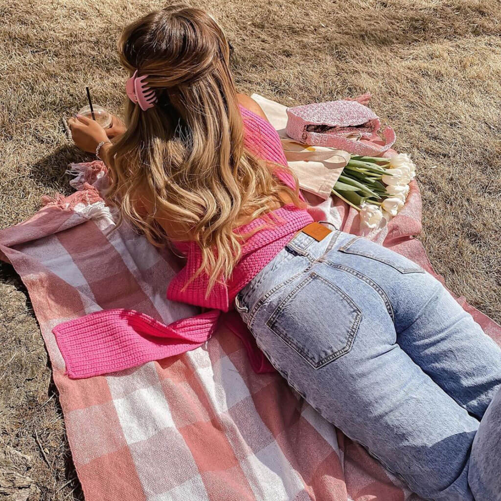 Tie Strap Cropped Knit Tank Top - Pink - Image 3