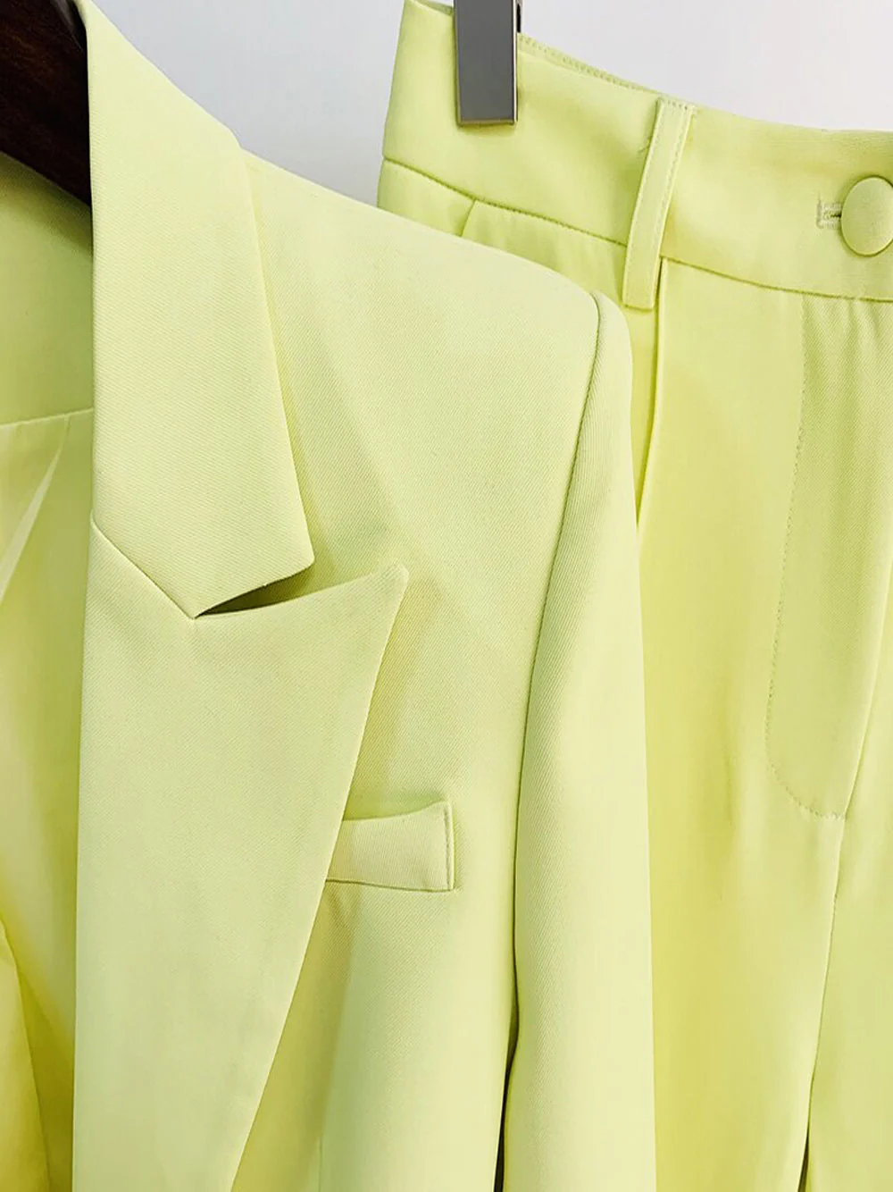 NAOMA Blazer & Flared Pants Set in Lime - Image 16