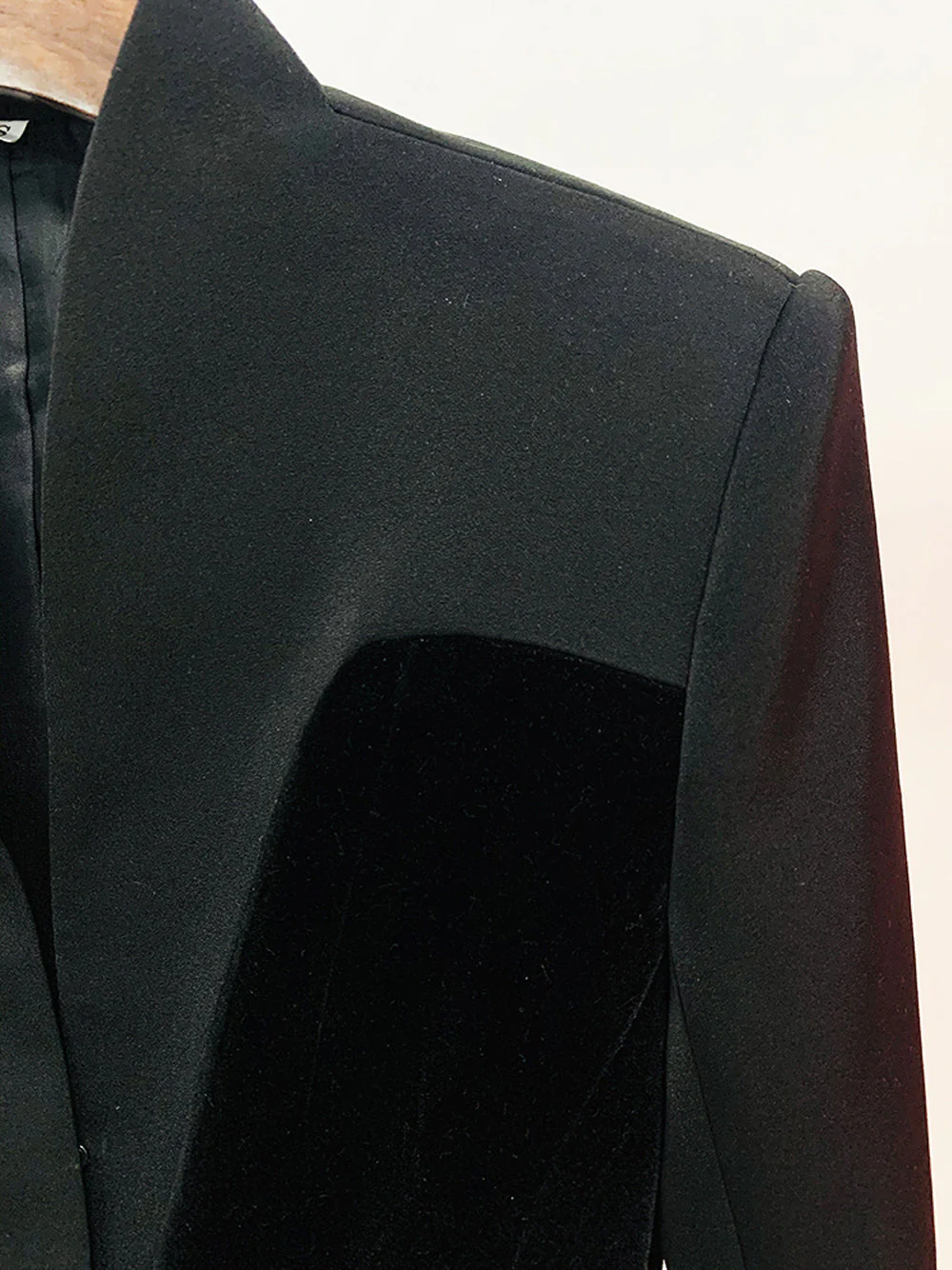 NEITH Bustier Cut Fitted Blazer - Image 5