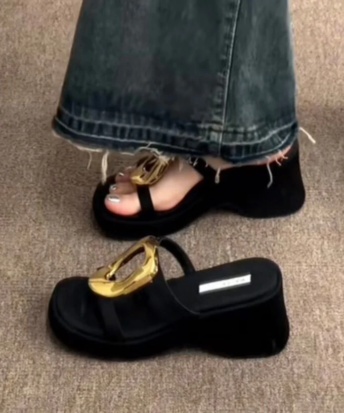 Original Design Black Sequined Splicing Wedge Heels Slide Sandals - Image 3