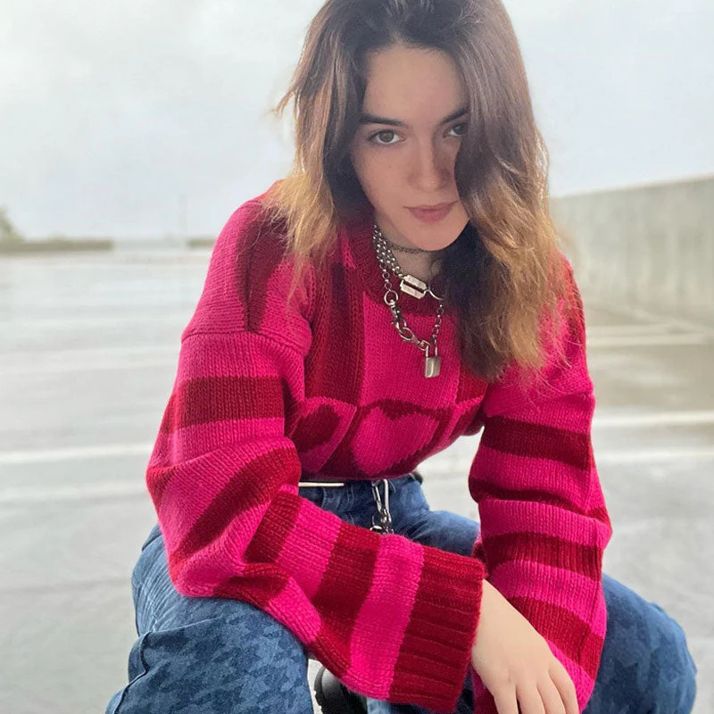 Heart Checkered Pattern Long Sleeve Sweater - Red - Image 4