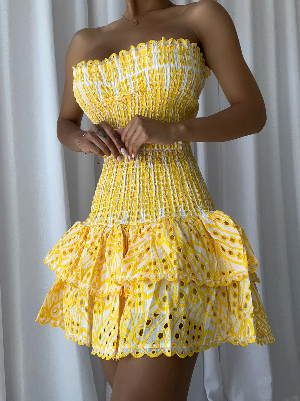 POETTE Mini Dress in Yellow - Image 2