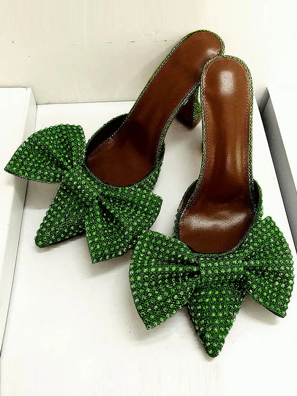 Pointed Toe Bow High Heels Pumps - Image 4