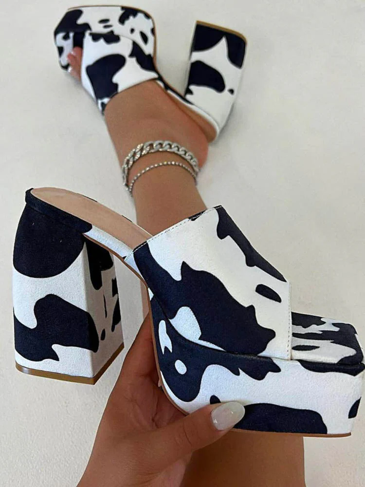 Printed Chunky Heeled Platform Sandals - Image 4