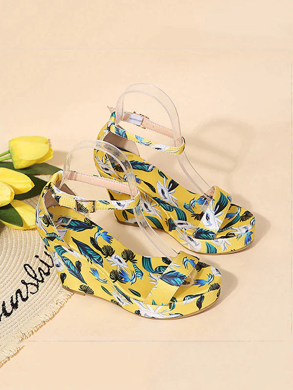 Printed Tropical Style Platform Sandals - Image 10