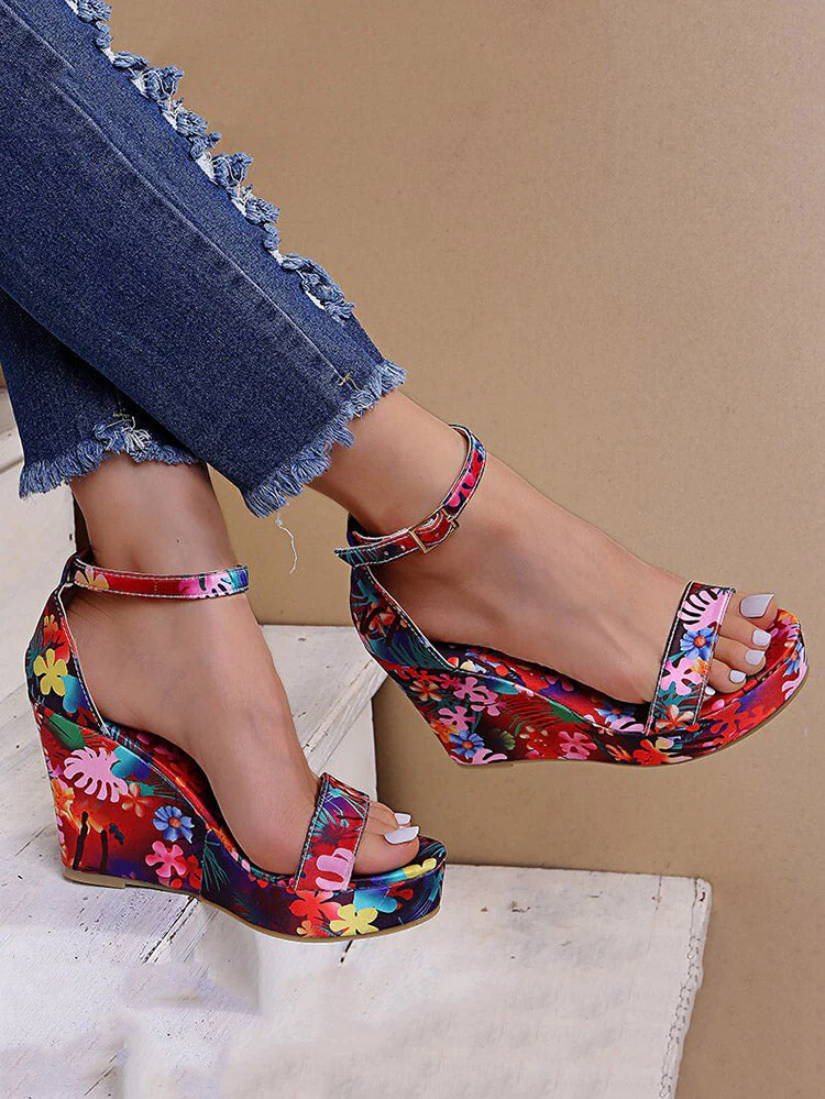 Printed Tropical Style Platform Sandals - Image 6