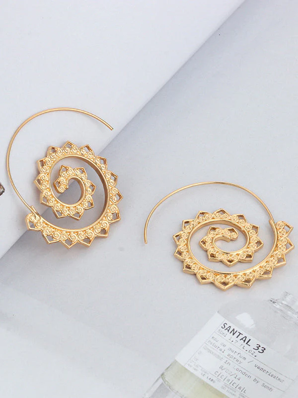 Retro Swirl Hoop Earrings - Image 3