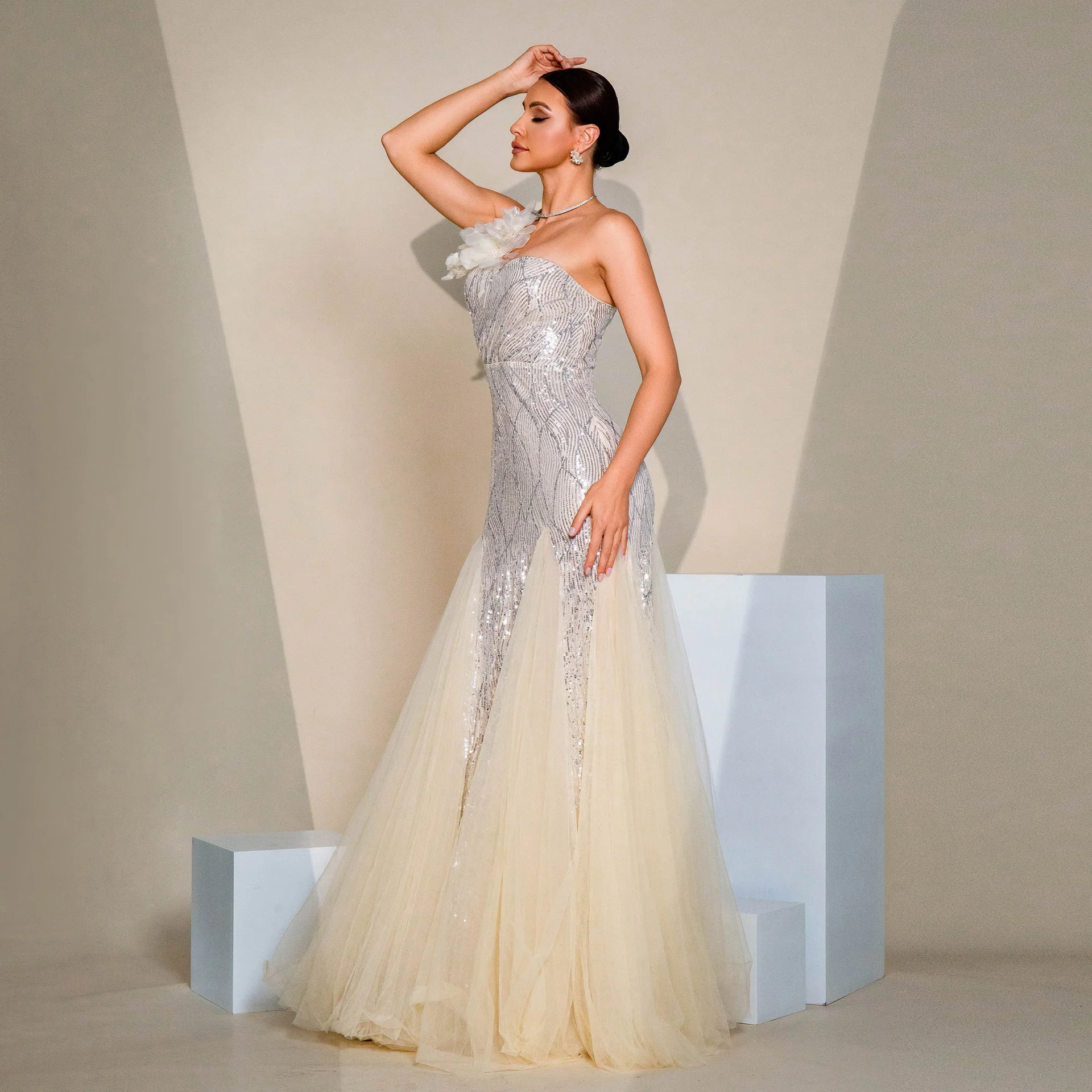 Slim Fit Hip-hugging Sequined Slit Banquet Evening Dress - Image 5
