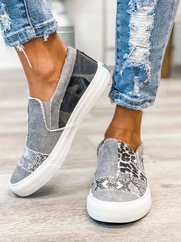 Snake Leopard Print Slip-on Canvas - Image 9