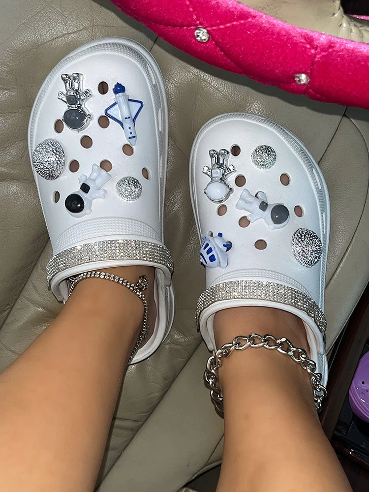 Spaceman Holey Slippers - Image 5