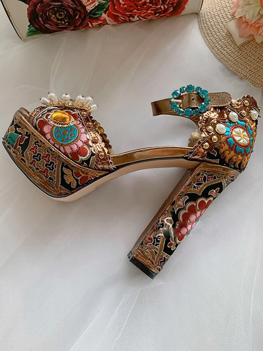 SPANISH MAGIC Block-Heel Sandals - Image 9