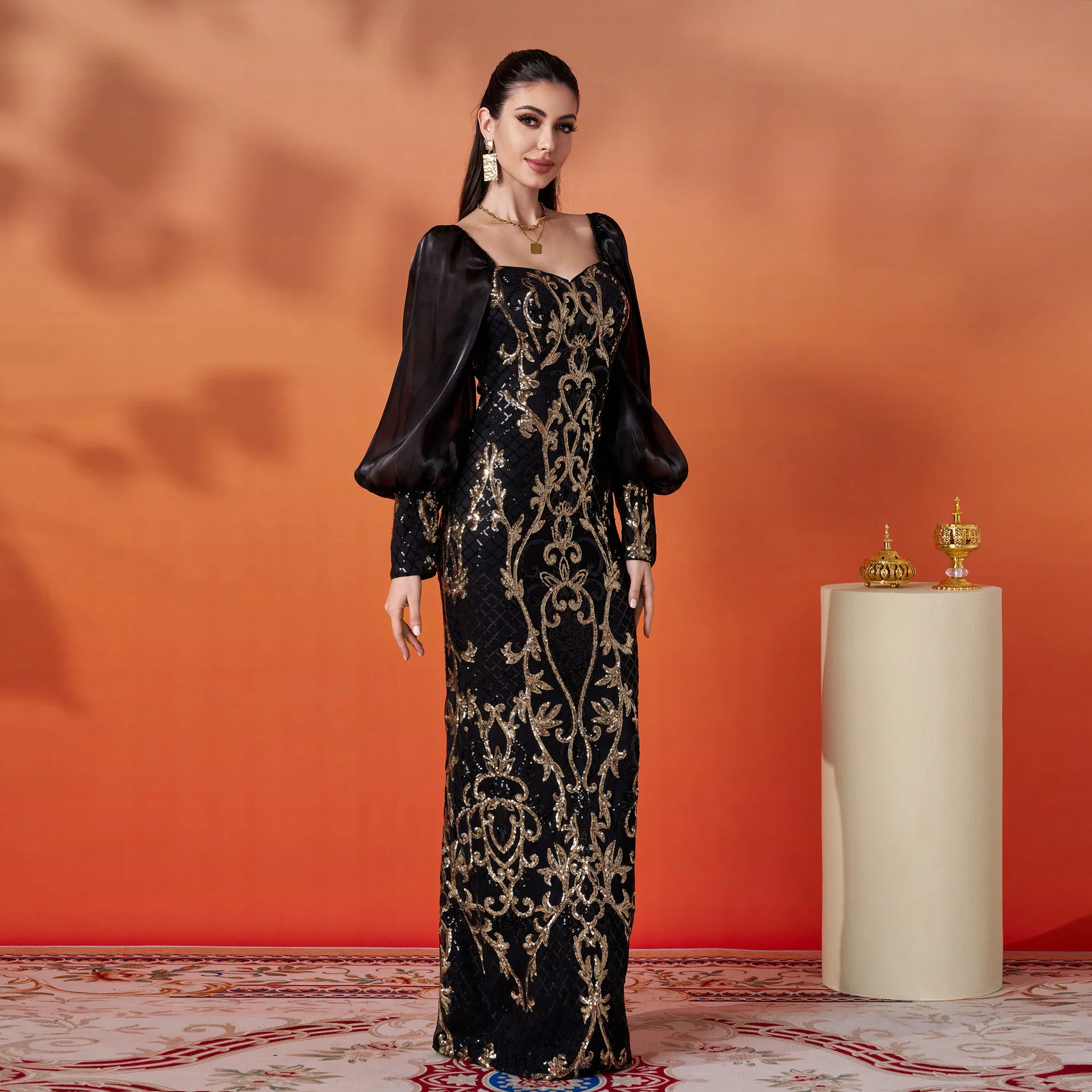 Square neck hip-hugging sequined banquet evening dress - Image 2