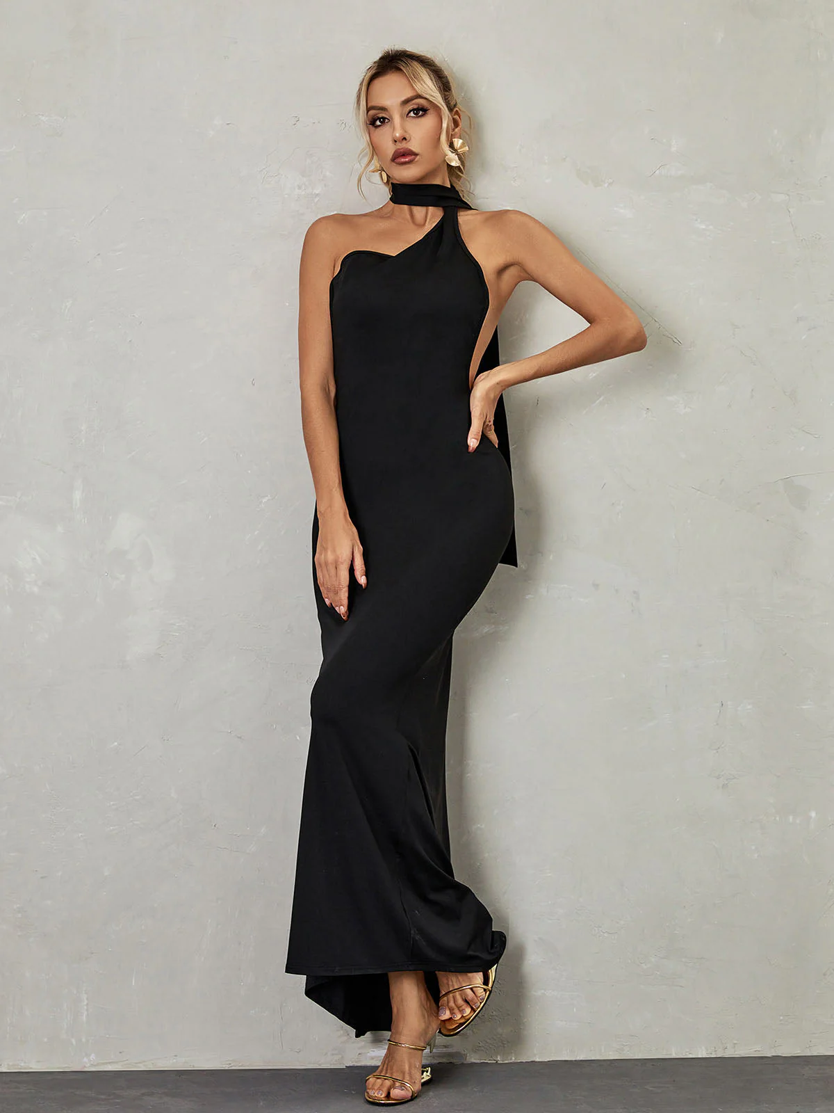 Toula Backless Maxi Dress In Black - Image 2