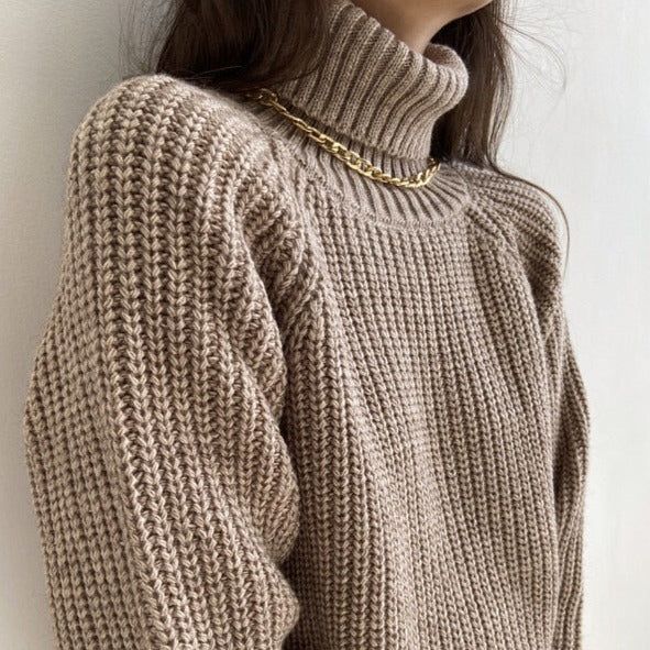 Vlogger Turtleneck Knitted Sweater - Image 4