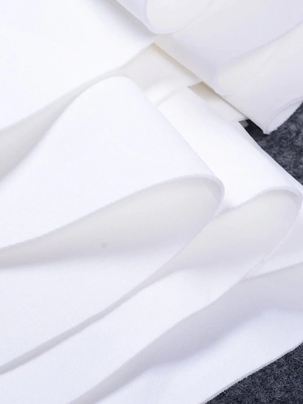 WHITEHAVEN Bodycon Mini Dress in White - Image 15