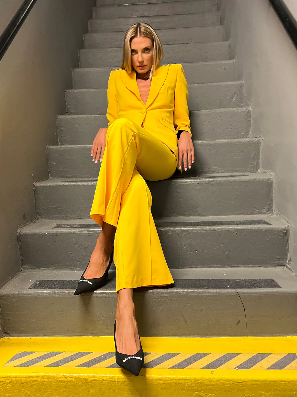 ZIGI Blazer & Pants Set - Image 7
